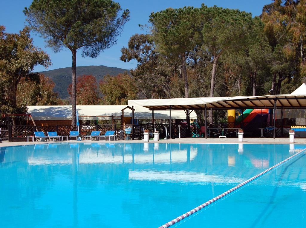 Camping Lacona Capoliveri  Ngoại thất bức ảnh