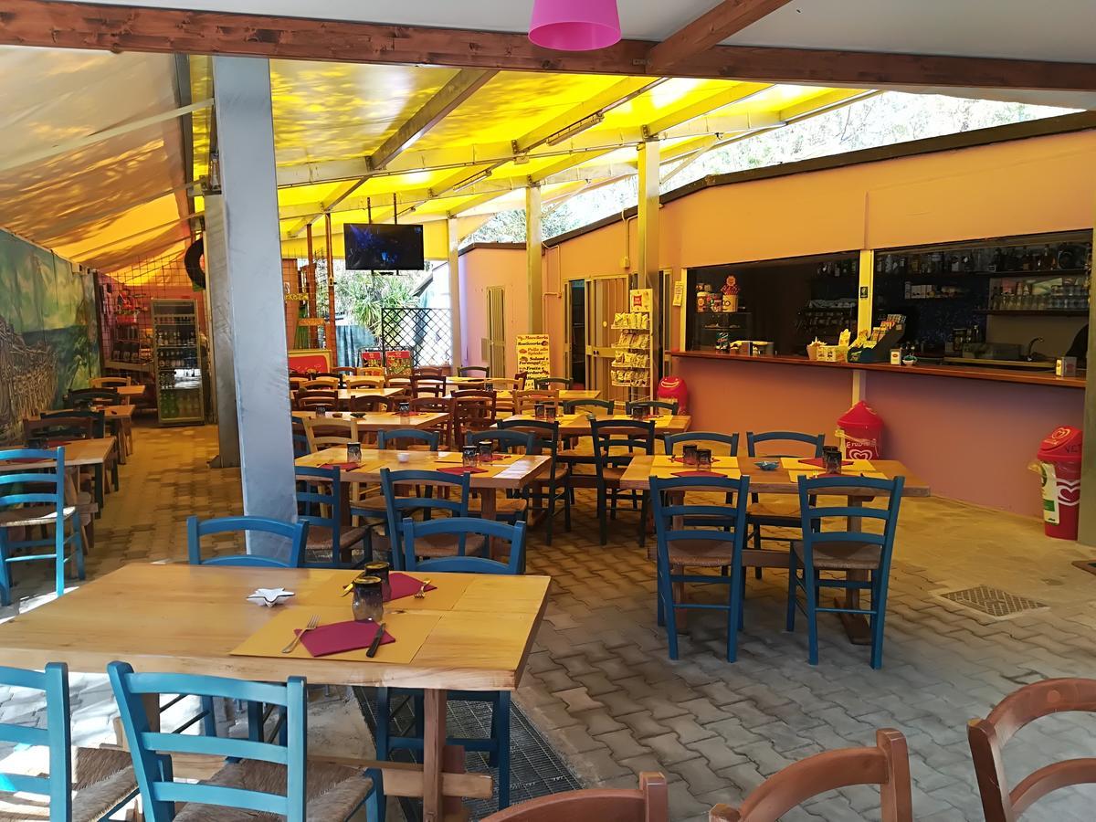 Camping Lacona Capoliveri  Ngoại thất bức ảnh